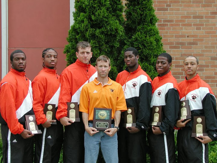 RunCoachTripp's tweet photo. 2003 Throwback: The 1st of 5 NCAA All-America trophies. The squad had just got back to town from Canton, New York. So many memories that weekend. #TBT #HOFstatus https://t.co/HVIPGkqirT