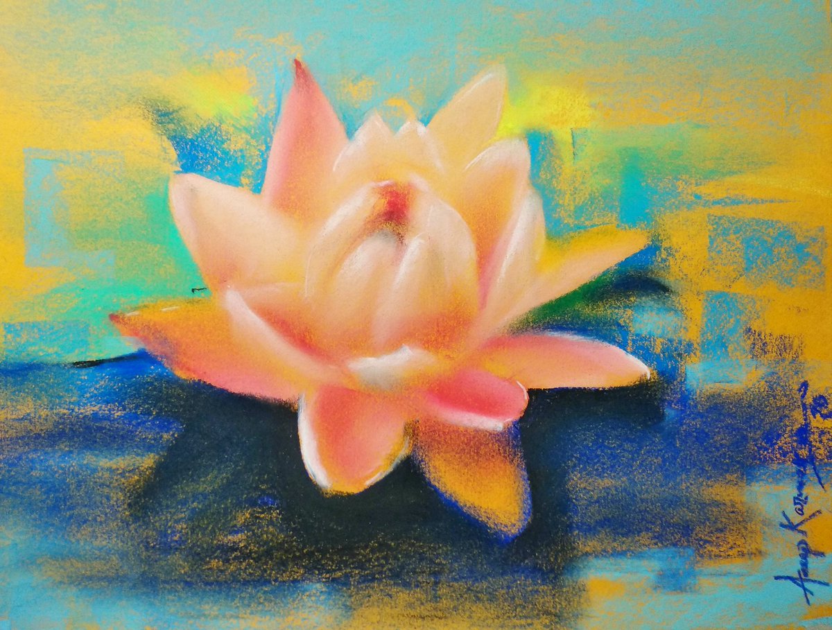 "LOTUS"
Soft pastel on paper... 😊😊😊
#StayHome #art #artist #artwork #lotus