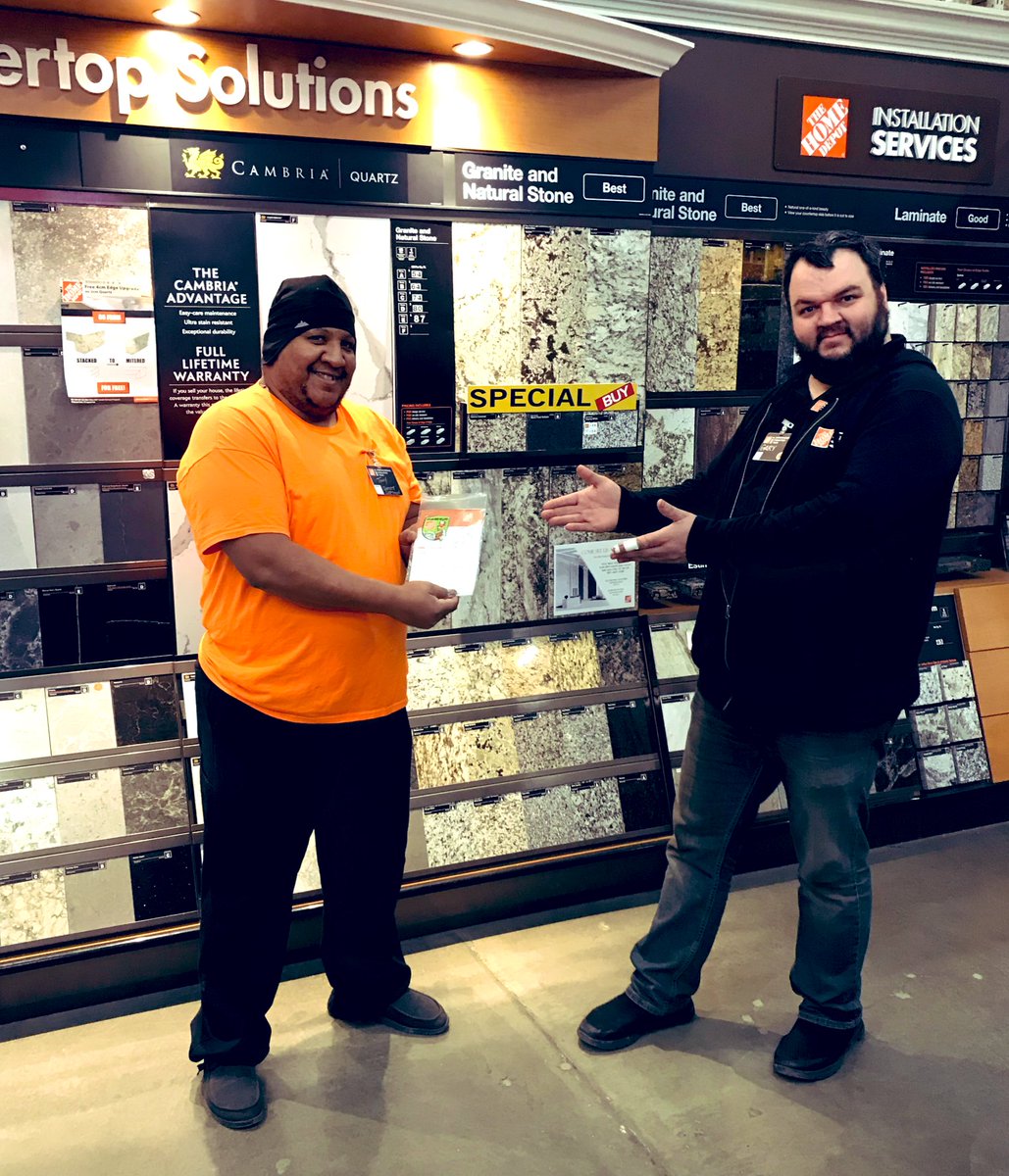 Shout out to Tony on MET #buildingstrongrelationships &amp; always going above and beyond while in #mighty4403 #OneTeam #DrivingD53