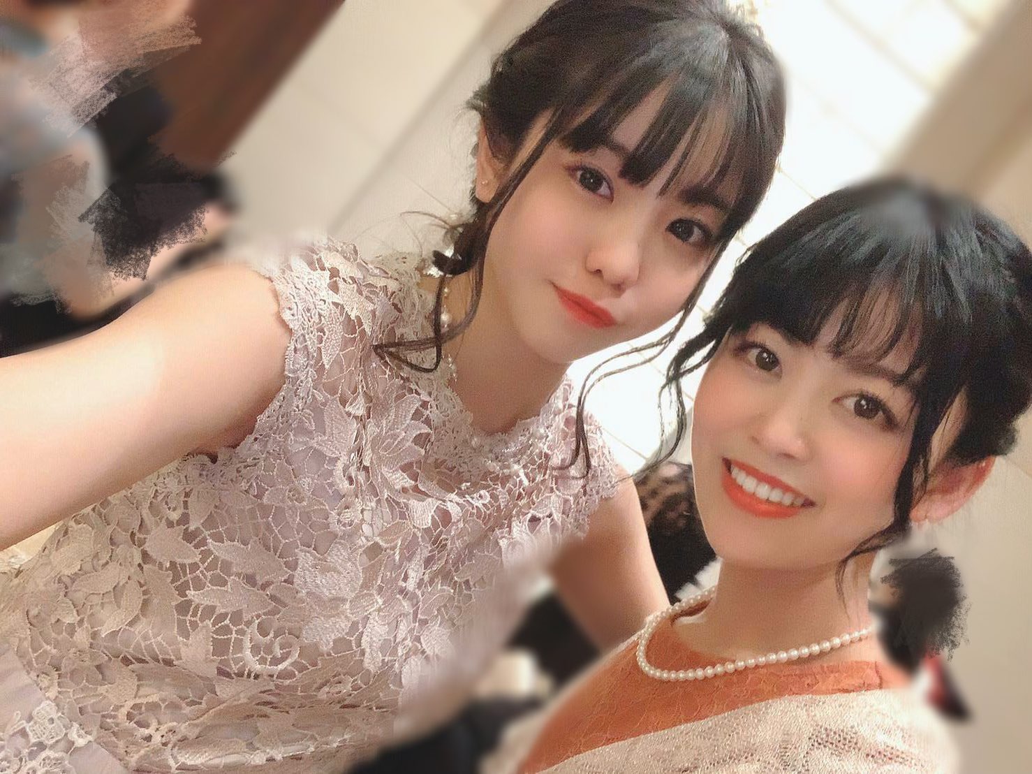 佐藤日向 Ar Twitter ご存知の方もいらっしゃると思うのですが みもさんの披露宴に 九九組で出席させて頂きました まほさんは残念ながら 私にとって人生初披露宴 そして初余興をやらせてもらいました 美しすぎて涙が出る経験って人生で初めてで 今もキラキラ