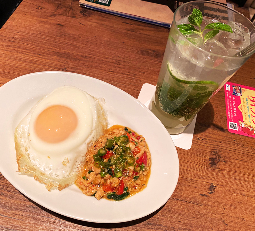 プロント 一人飲みプロント 今日は花金 ガパオライス と トロピカルモヒート でさくっとディナーはいかが 今なら タイフェア 開催中 T Co V1w9d7mevb