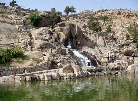 Taking a walk in the park this evening in my Iranian cultural heritage site thread. Kooh Sangi Park in Mashhad, Iran. It has a shrine, fountains and Stone Mountain. It's one of the oldest parks in Mashhad.