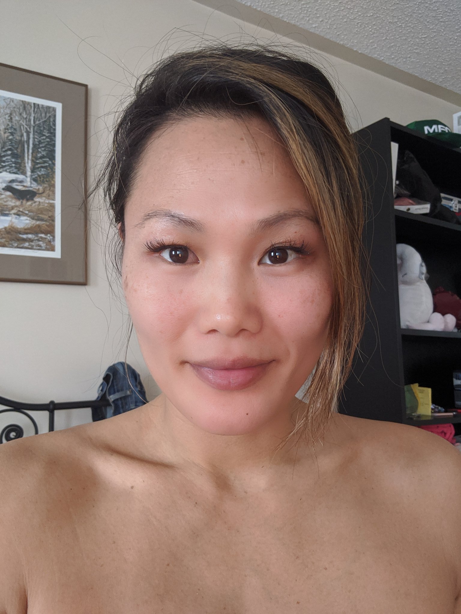 Kate Maxx ⭐ top 0.41% on ONLY FANS⭐ on X: I think you should feel just as  confident posting with or without makeup. #nomakeupchallenge  t.co4VMqkuNHwq  X