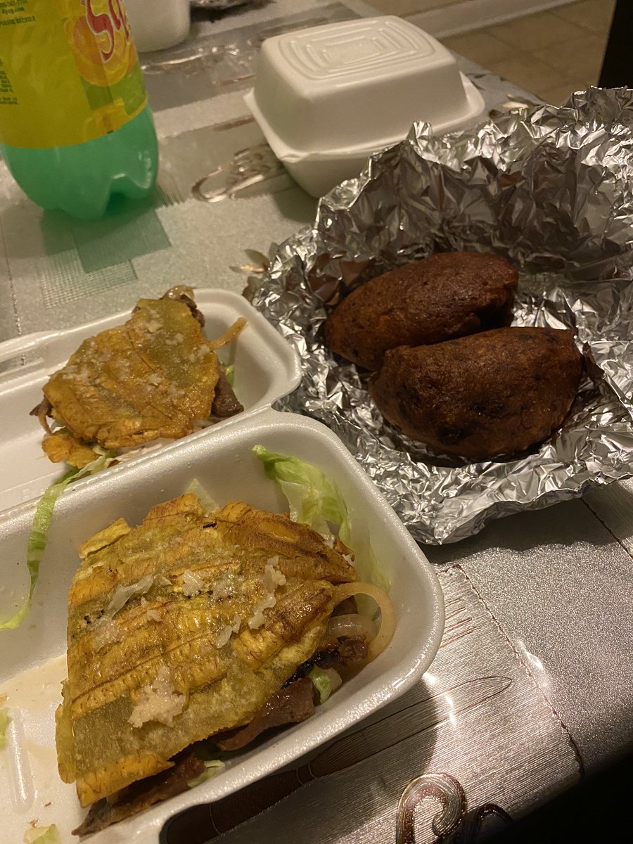 Day 17: I feel bad ordering takeout two nights in a row, but my sister wanted Ponce and I can never turn down Puerto Rican food. And yes, I was so hungry I took a bite before I got the picture in; my jibarito, my rules.