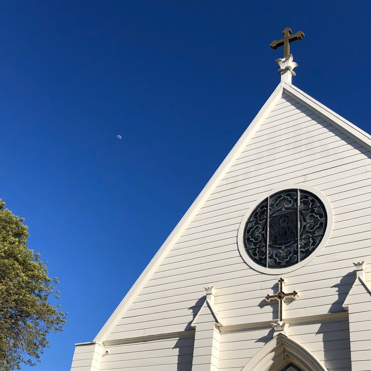 JosephFocus's tweet image. I trust in the one who is above the storms. My #faith is with Him. This plague will end, I shall remain whole. 

As the Psalmist wrote:
I look up to the mountains—
    does my help come from there?
 My help comes from the Lord,
    who made heaven and earth.
#COVID19 #photography