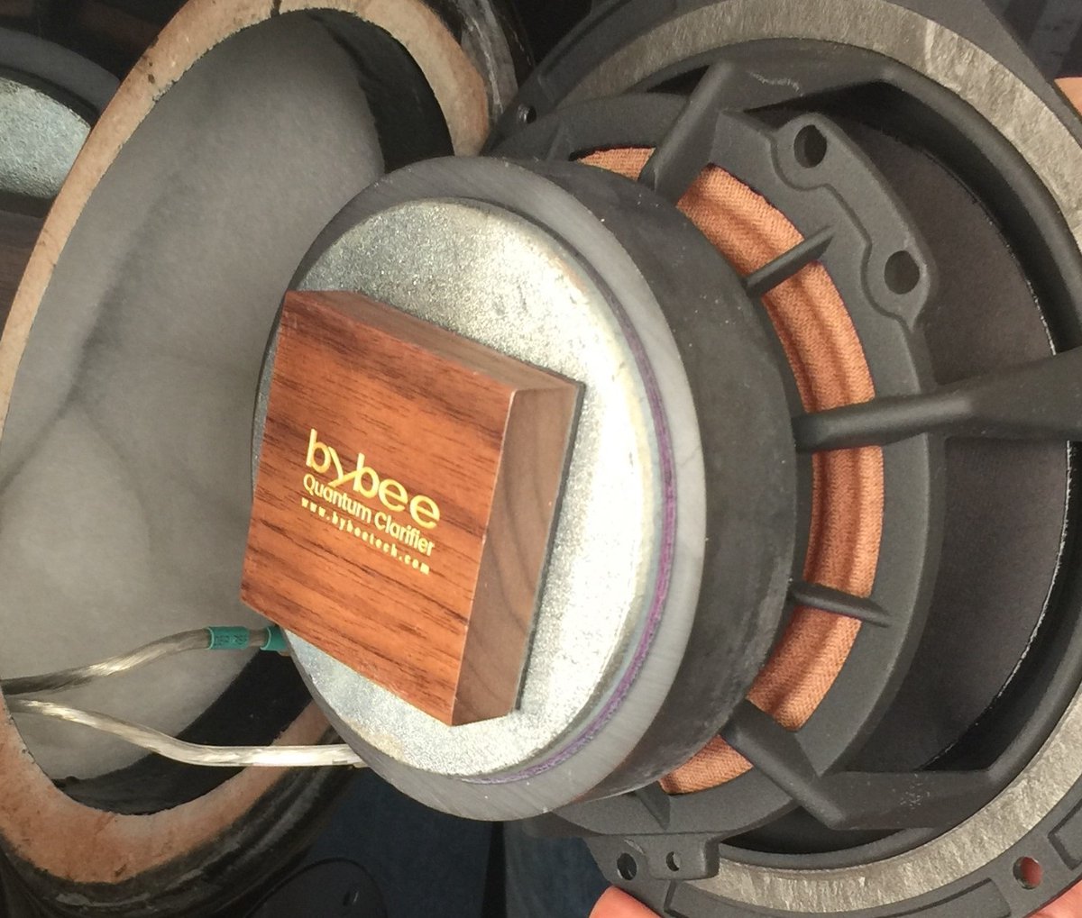 BybeeTechnology's tweet photo. Picture of easy DIY installation on rear of transducer with magnificant results.  Bybee Clarifier from #BybeeTechnologies https://t.co/uIlTVRHmbr
