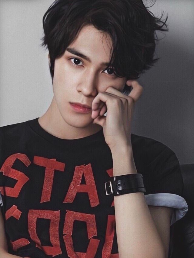 hendery— gold