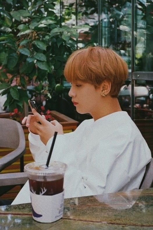 haechan— hertz