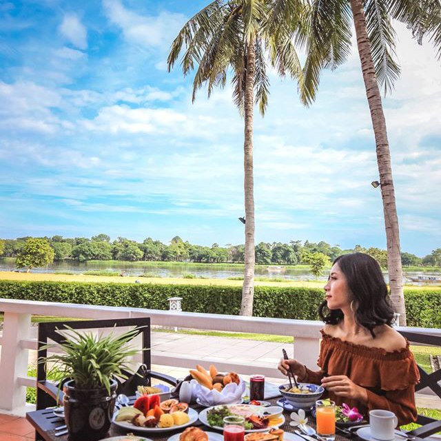 AzeraiHue's tweet photo. Start your day the right way with a selection of healthy breakfast options and the sound and sight of the Perfume River just meters away. https://t.co/e9nMGcPOar