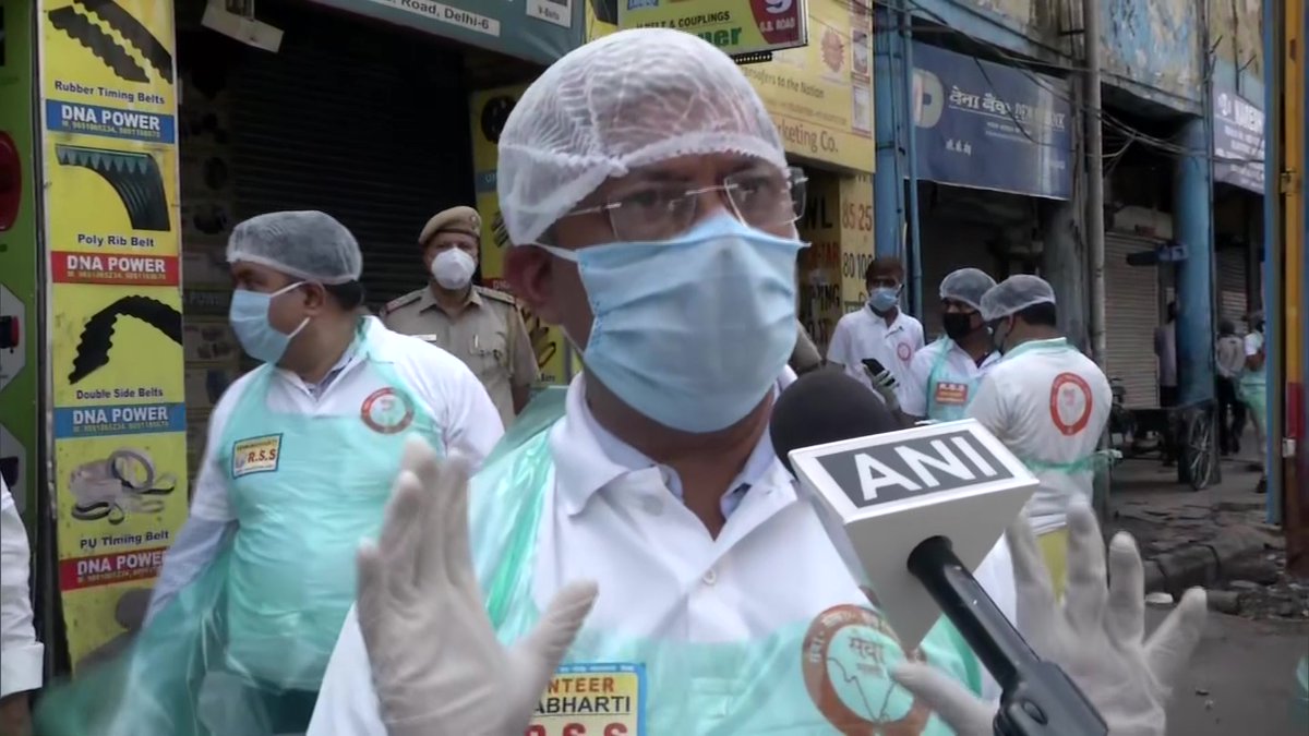 ANI's tweet image. Delhi: RSS workers distribute ration among sex workers in GB Road. &quot;We prepared a list of 986 sex workers living here &amp;amp; categorized them into 250 joints (groups of workers living together). Today, we distributed 250 kits,&quot; says Anil Gupta, Joint General Secretary, Delhi RSS.