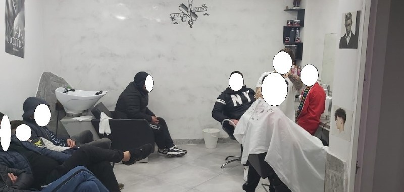Beccato barbiere abusivo in viale San Teodoro lurlo.news/aperto-parrucc…