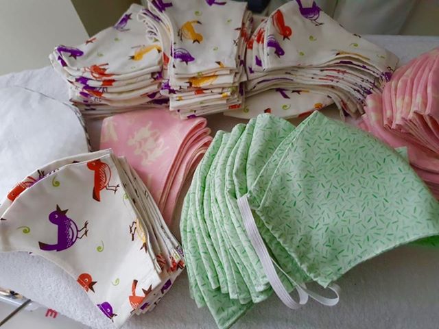 yaycork's tweet photo. Women living in direct provision in #Cork are sewing thousands of face masks for vulnerable people 👏https://t.co/G26pP841lg 

#Coronavirusireland https://t.co/9h3cmOkGkd