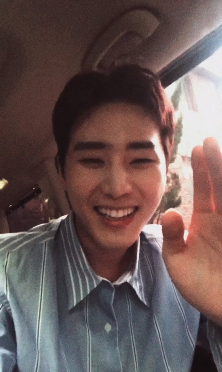 200403 youngk vlive screenshots (without logo) -thread-