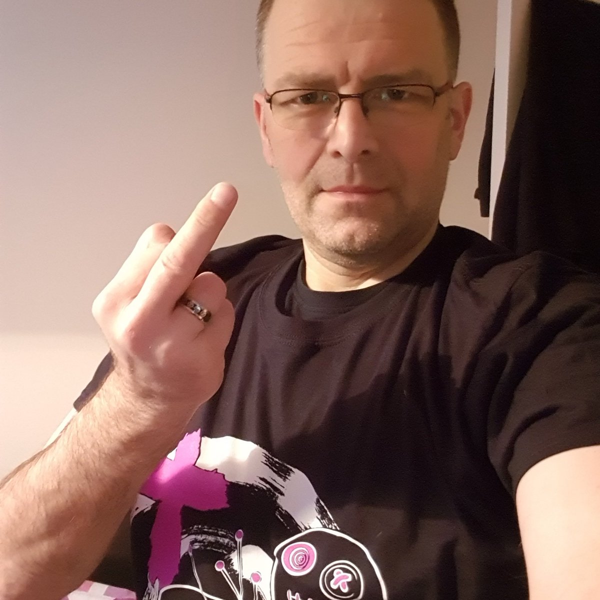 Kingvoodoo14's tweet photo. It's #fanfriday again Voodoo fans. We have been to Oz now we hit the UK again
Get you merch at https://t.co/dZz4tzcRdi
#merch #4kingvoodoo #tshirts #forgeamp https://t.co/Iangsvsdvl