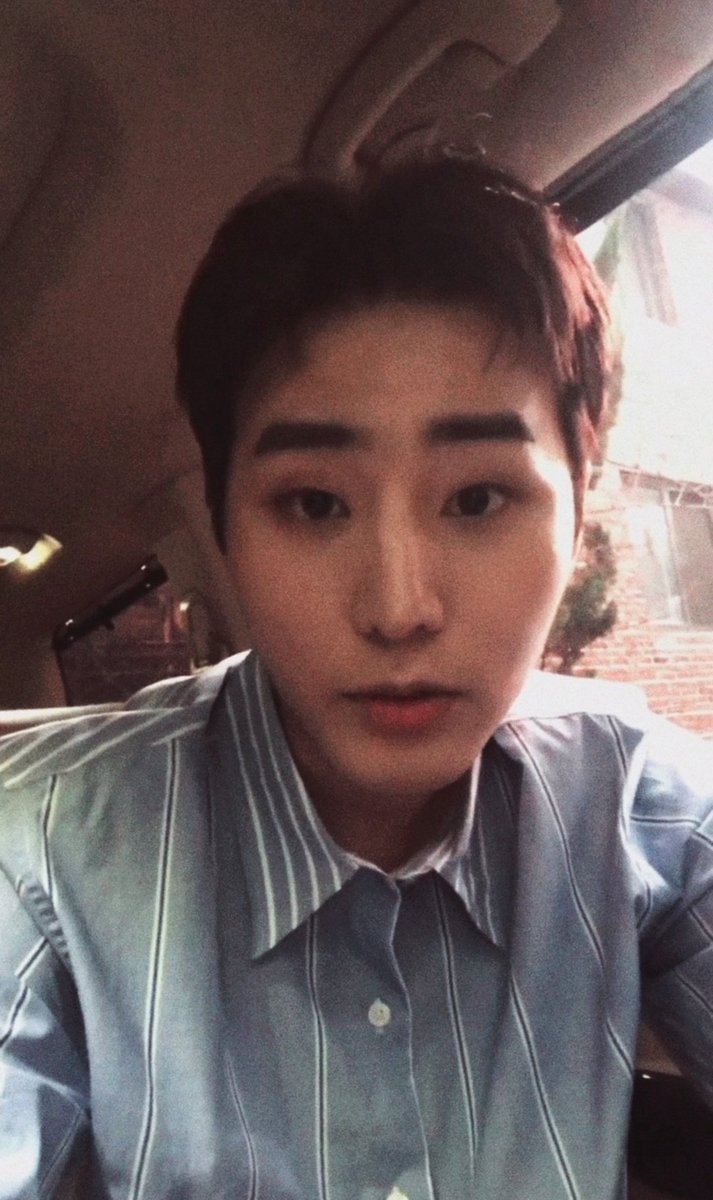 200403 youngk vlive screenshots (without logo) -thread-