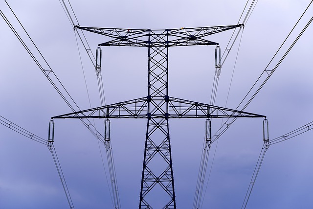 ¿Quieres ahorrar luz? En GESTAEN te decimos cómo. tweet media