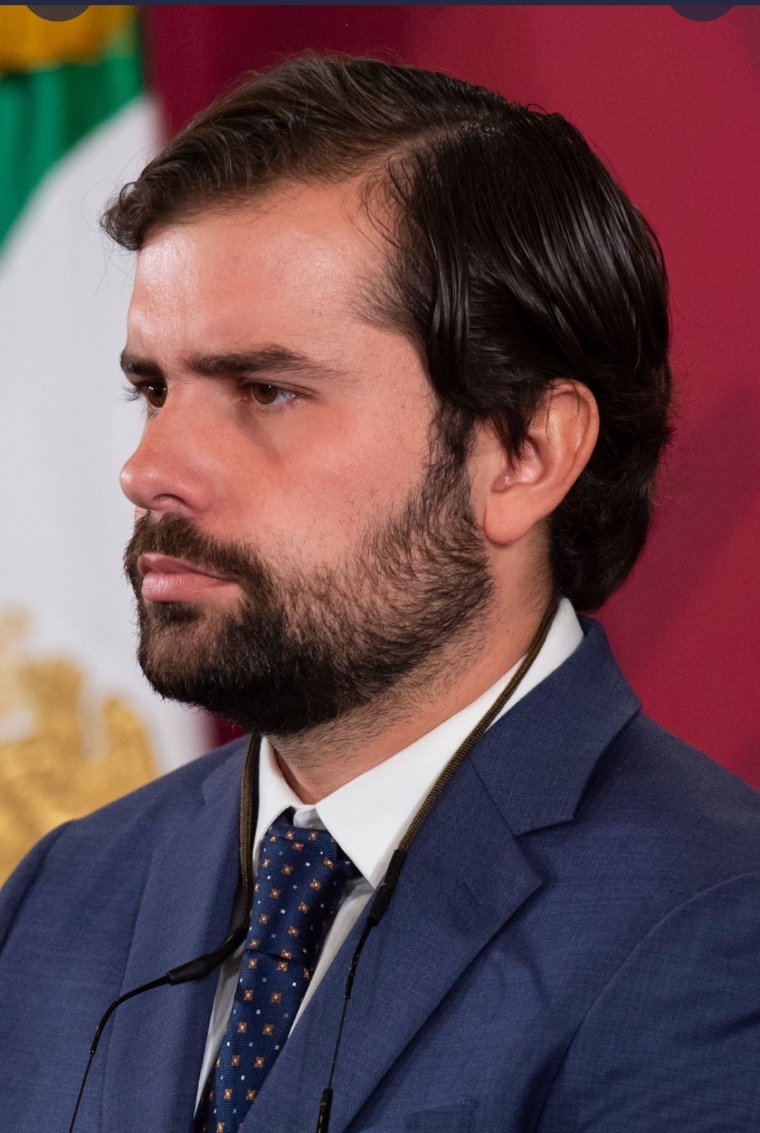 PATSY0907's tweet photo. Es el encierro ooo la conferencia de las 7 cada vez se pone mejor !!??🤔
Bye bye López Gatell ✌️! holaaaaaa Alejandro Svarch!!!!! 🤩 #quedatencasa #SusanaDistancia #LopezGatell #alejandrosvarch https://t.co/CfxZYnfqsx