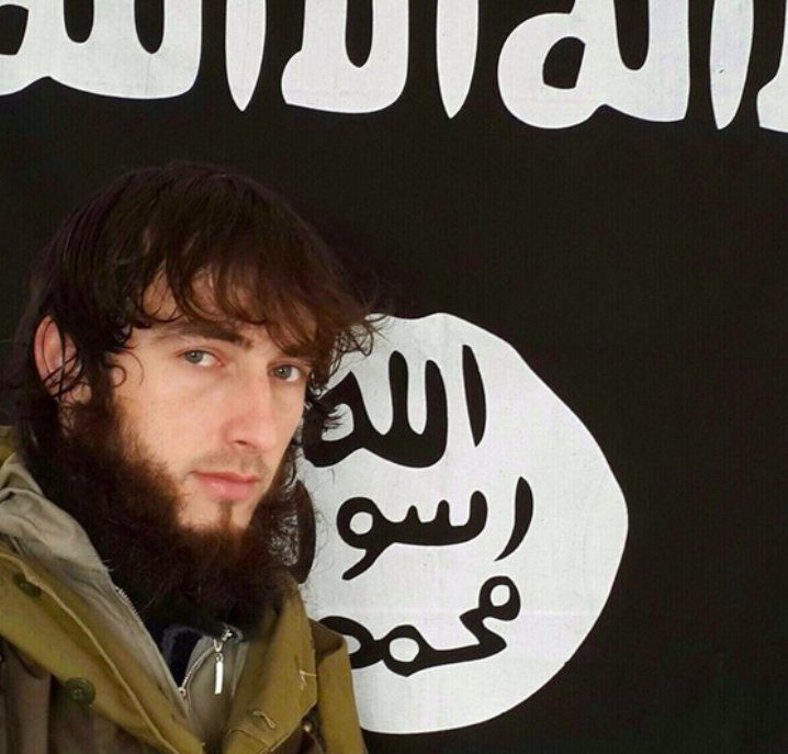 Biographical thread about one of the most popular Chechen ISIS fighters: Who was Magomed-Ali Israilov, the poor madrasah student from Avtury, who became Abu Sayfullah, the Chechen battlefield preacher who allegedly befriended the Caliph? 1/23