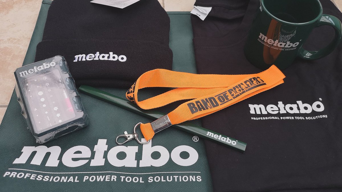 bandofbuilders's tweet photo. #FridayFreebie @MetaboUK supplied goodie bags (t-shirt (sz M), mug, pencil, hat and bit set) for our auction and we've got one left to GIVE AWAY! We'll throw in a BoB lanyard, just LIKE, RT and FOLLOW US. One prize only, UK Mainland, winner drawn at random 29.4.20 #FreebieFriday https://t.co/0o1ZdFuicw
