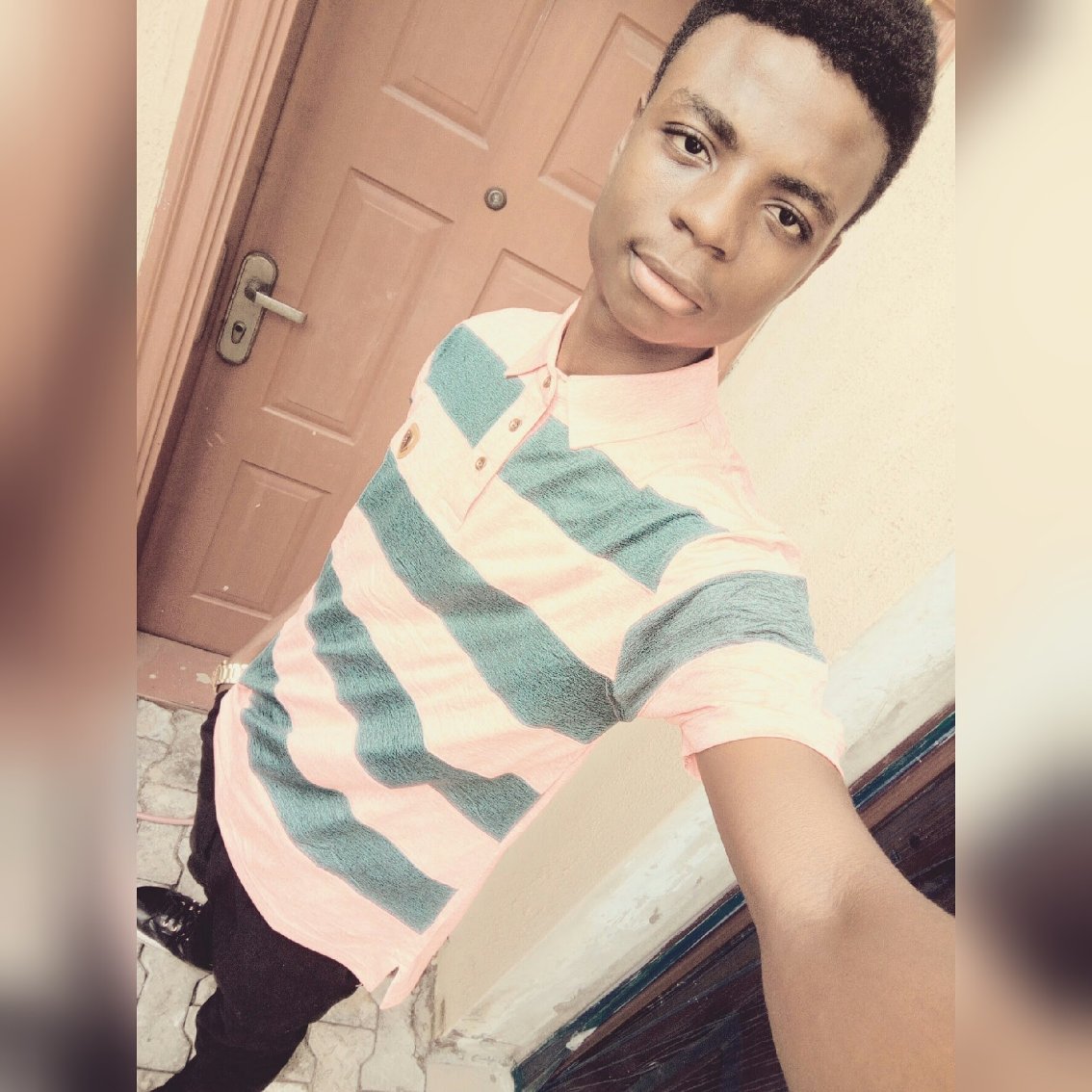 IfeanyiAkomas's tweet image. Everything you do or don't do creates a branded you or a branded corporation
instagram.com/ifeanyi_akomas
#Softwareboy
#Software_developer
#Web_designer
.
.
.
.
.
.
.
#thebrandcalledyou #brand #branding #brandedyou #everything #softwareengineer #nigeriandevelopers #nigerianwebsite