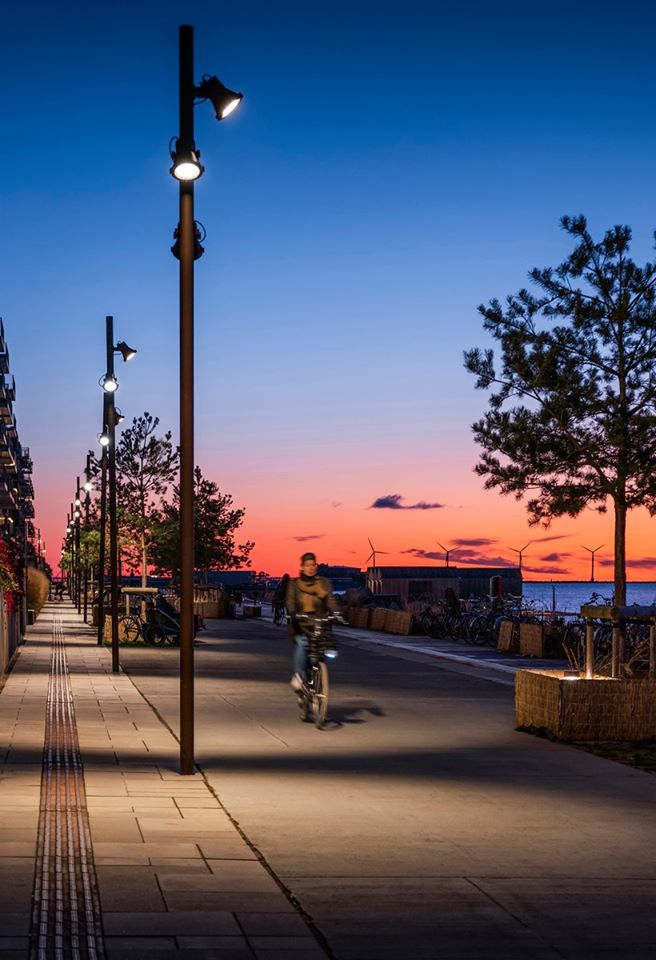 INTERNIMagazine's tweet image. La luce #iGuzzini ridefinisce l’illuminazione urbana di #Copenaghen, nel quadro del CPH 2025 Climate Plan bit.ly/2vVWVLv