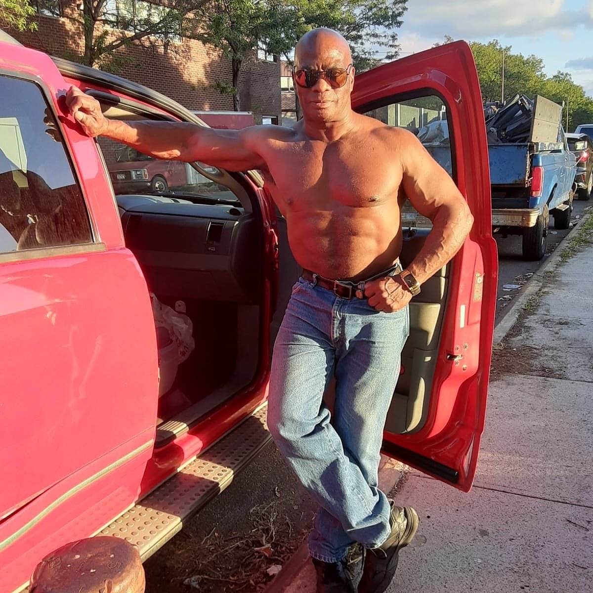 RobbertJames8's tweet image. 