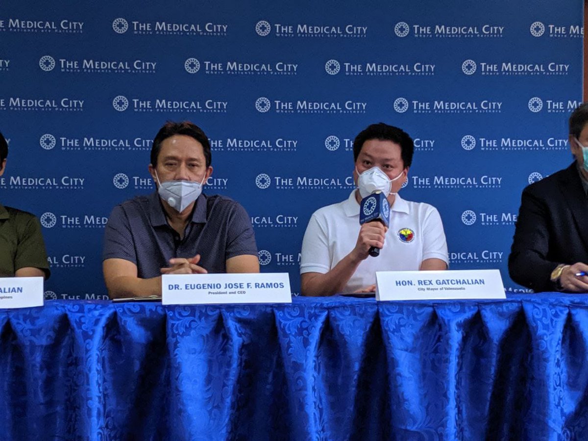 rex_gatchalian's tweet photo. Salamat sa The Medical City
Ipagdadasal namin na sa madaling panahon ay makuha niyo na ang Stage 5 accreditation niyo mula sa DoH para makapagsimula na po tayo sa mass testing sa Valenzuela. 

Advance answer to an Advance question --- libre po eto para sa ating mga mamayan. https://t.co/YPnjndztw0