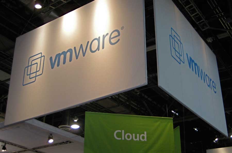 itsocial_fr's tweet photo. .@VMware_Fr propose des solutions gratuites pour aider les administrateurs en temps de crise https://t.co/K2fDIgupbM #VWware https://t.co/NRBcLLTB8n