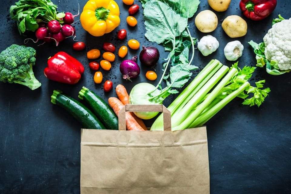 avokitala's tweet photo. Ques comprar Tomate, repolho, alho, pimento, pepino, cenoura, pimenta, couve e muito mais sem sair de casa?! liga para nós... Cliente aqui manda.

(925808432 WatsApp) 998919296 https://t.co/6sa6o93WQT