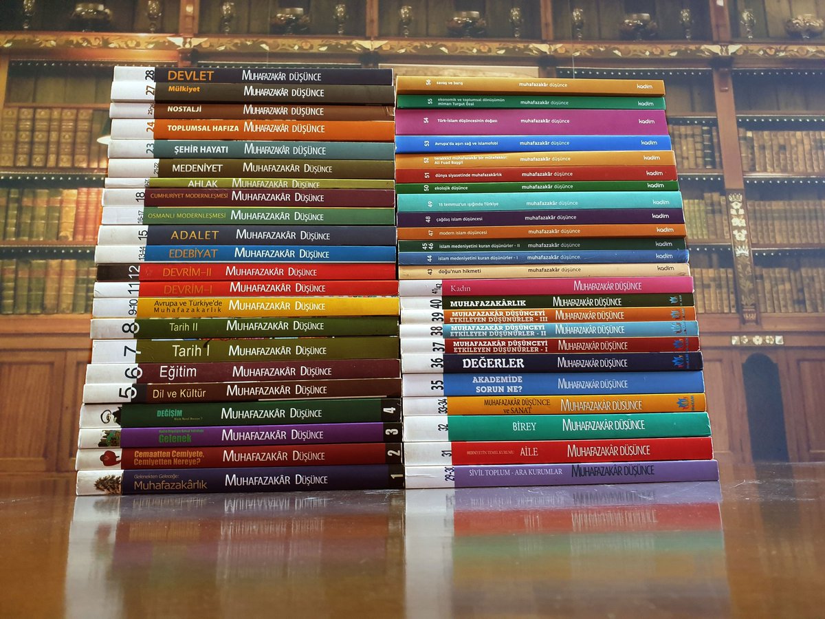 #EvdeKal'anlara 
dergimizin külliyatı hediye🎁

📚Muhafazakar Düşünce Dergisinin 57 sayılık Külliyatını bir takipçimize #hediye ediyoruz

🔶 <a href="/muhafazakardd/">Muhafazakâr Düşünce</a> ve 
🔷️ <a href="/KadimYayin/">Kadim Kitaplar</a> takip et.
🔶️ Bu tweeti RT et ve beğen.

📣Kazanan takipçimiz 10 Nisan saat 21:00'de açıklanacaktır.