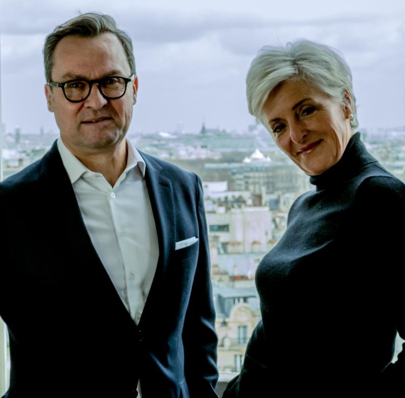 HerveMonier's tweet photo. Spécial #FFcom - et félicitations - @benoitcornu et @_LouiseB pour la création de JUSTE, leur Maison des talents, dont l'ambition est de mettre les talents expérimentés de la com' et du marketing au service des organisations, en #ManagementTransition 👌💯

https://t.co/XPAcAh9nWR https://t.co/IOi4HcdVPp