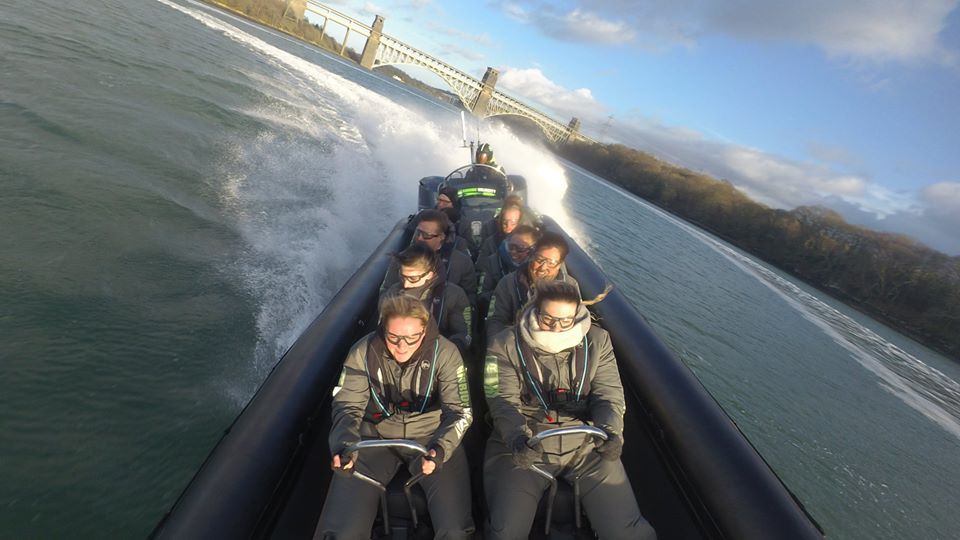 #FlashbackFriday In February we went on a team trip to Wales 🏴󠁧󠁢󠁷󠁬󠁳󠁿 Oh how we miss to travel! Luckily we still have the memories and the pictures. We can't wait to explore more of the world soon 🌍For now: stay safe, stay healthy, stay inside 🍀