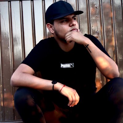 MarioCast14's tweet photo. #NuevaFotoDePerfil https://t.co/JOJBJOuBnp