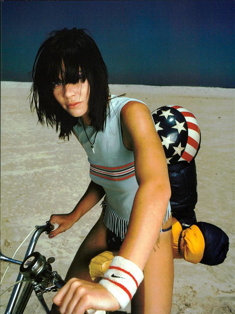 muglerize's tweet photo. louise hargreaves for vogue italia “the bikini mood” june 2000, by elaine constantine https://t.co/zTORjRfK3e