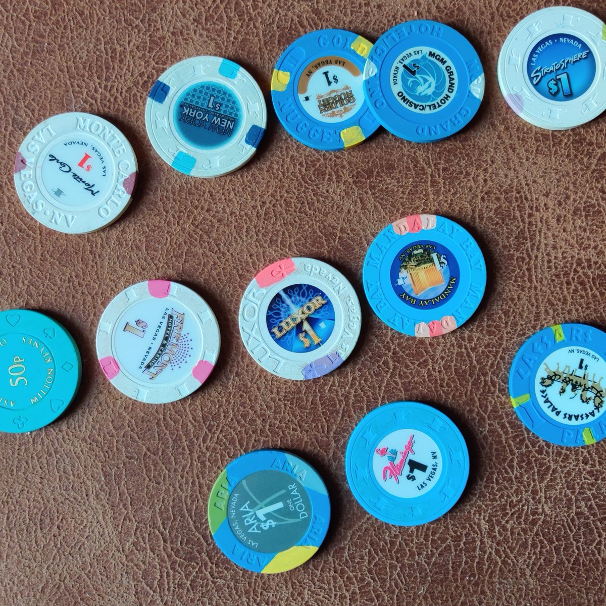 jamesbliss1987's tweet photo. @getpackedgame Looks like I'm packing my collection of Vegas poker chips... #getpacked https://t.co/5Ifc0BBvxf