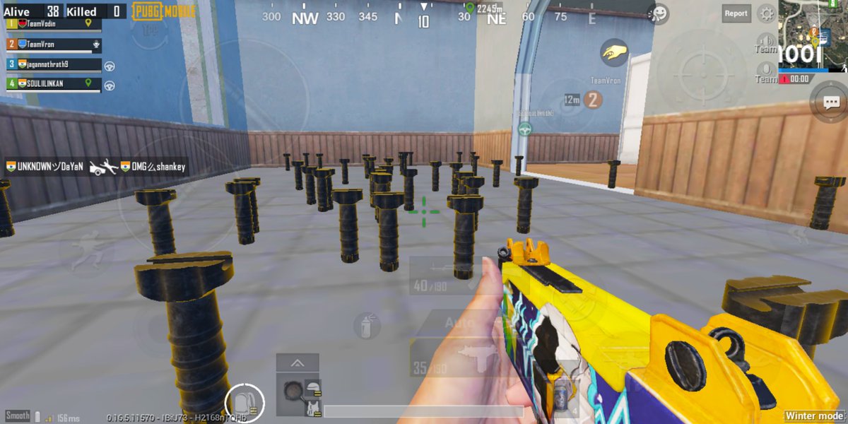 artistask1's tweet photo. #glitch it's just one vertical grip , pick &amp; drop so this happened 😂
#PUBGMOBILE #2getherwelookback #PUBG_MOBILE https://t.co/IucbqGr258
