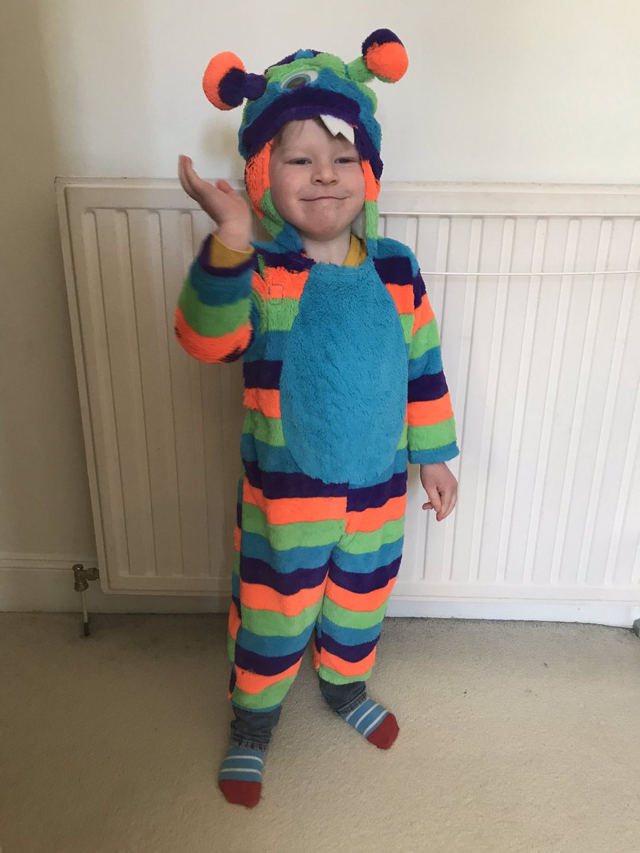 KatieEdgar16's tweet photo. @NViewlandsPS 
Charlie in his rainbow colours🌈 https://t.co/A7GyWS55jN