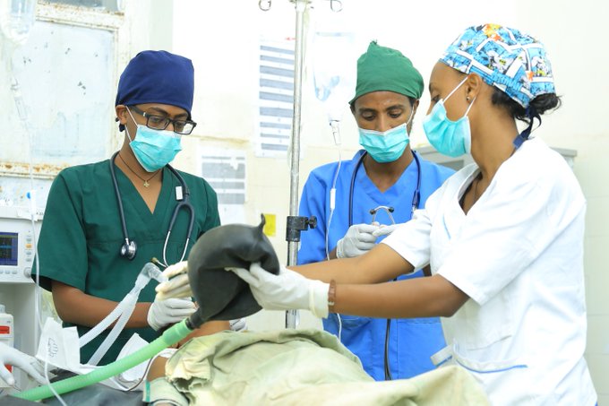 Over the past several years, USAID has provided training to 40,000 health workers and another 50,000 medical and health sciences students in Ethiopia to help them improve the quality of healthcare across the country. Here, medical students hone their skills with resuscitation equipment at Arba Minch University. Credit: USAID Strengthening Human Resources for Health Project, 2017.