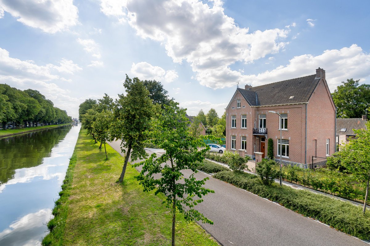 EXCELLENT | magazine tweet media