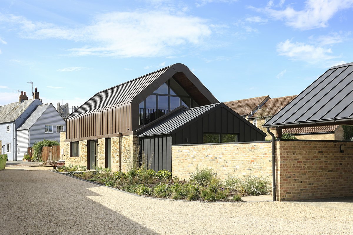 Waterside Ely Designed by: @PiParchitecture Recognised Installer:  CEL #VMZINCUK #VMZINC #ANTHRAZINC #PIGMENTOBROWN #DESIGN #ARCHITECTURE