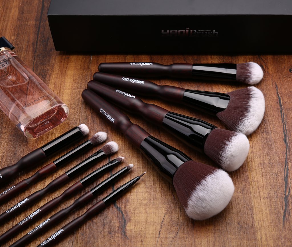 Yaqi is your best choice of Makeup Brush Kit Manufacturer,Visit us from below link:alibaba.com…/China-Makeup-Brush-Kit-Manufactur… Or contact sales06@yqbrush.cn