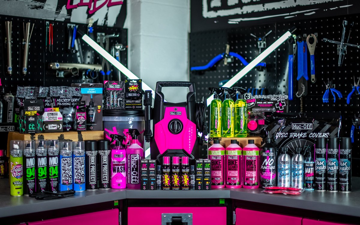 Last week we launched one of our biggest giveaways yet…

The good news? Entries are still open! Fancy a chance to get your hands on this Orbea custom Occam M10 and a year’s supply of Muc-Off products?

Head over to our competition post from March 27th and get involved!

#mucoff