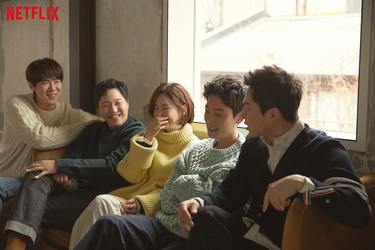 MyKoreanDramaID's tweet photo. Geng #HospitalPlaylist photoshoot buat Netflix 😍 https://t.co/mp52mVEkj0