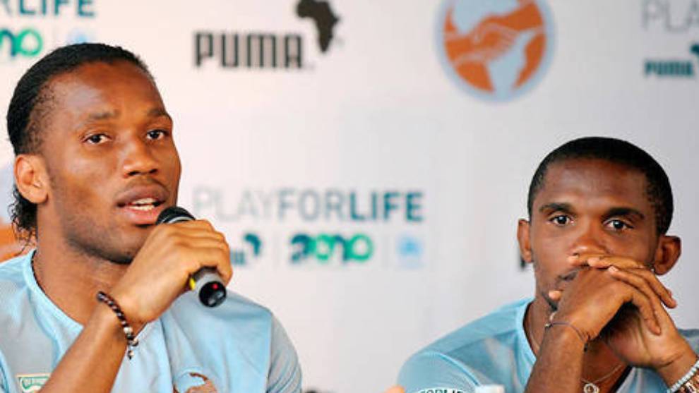 MarcaFutbolint's tweet photo. Eto'o y Drogba, a los médicos que proponen probar vacunas contra el coronavirus en África: "No somos cobayas, hijos de puta" https://t.co/Wss4ydlLxG https://t.co/L6AqAhVfc5