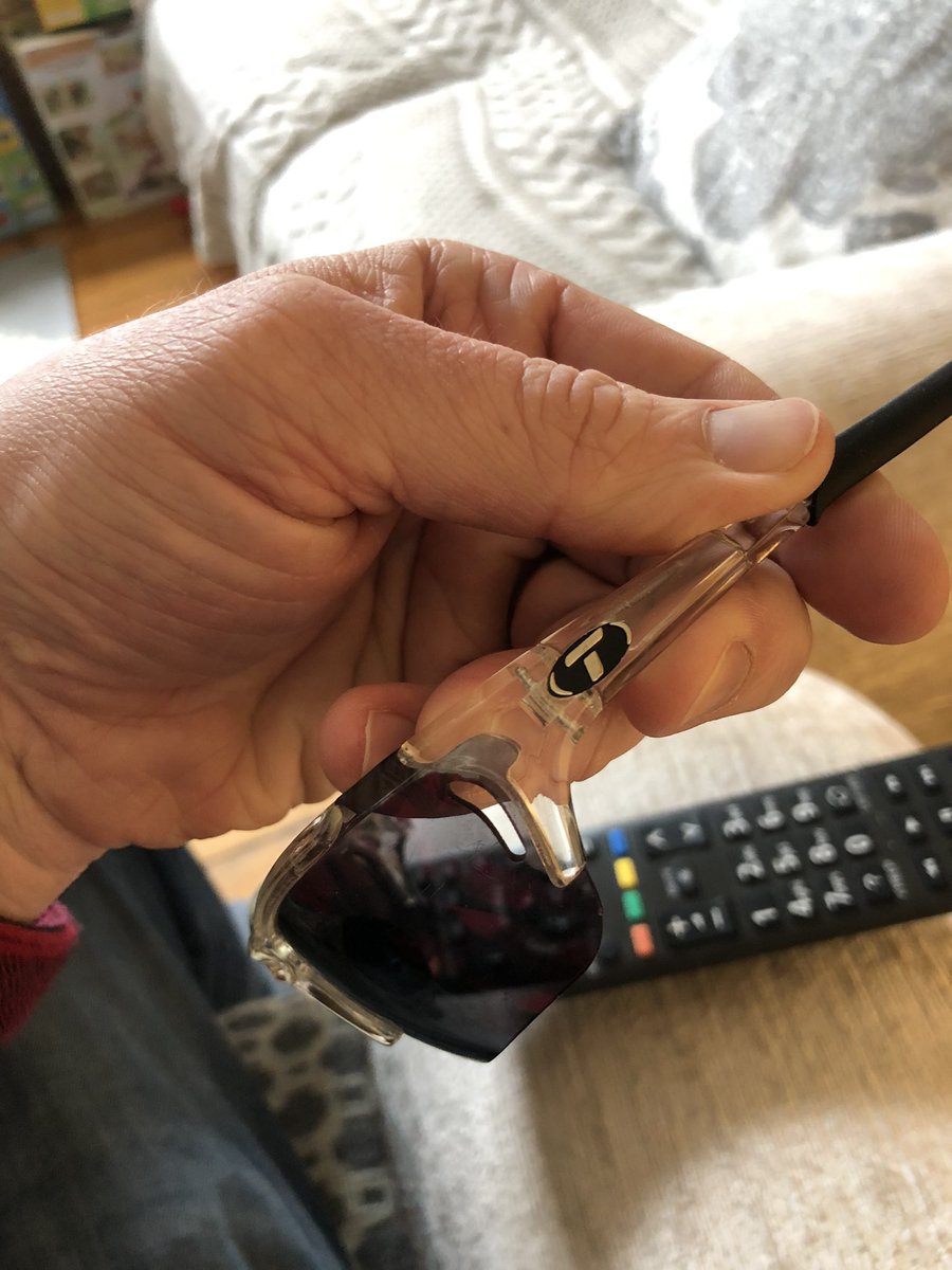 Sierra_Prod's tweet photo. @tifosioptics hi, I have a pair of Tifosi glasses which my toddler has broken the arm on , can I get a replacement or are they too old ? https://t.co/KhMOihrwQe