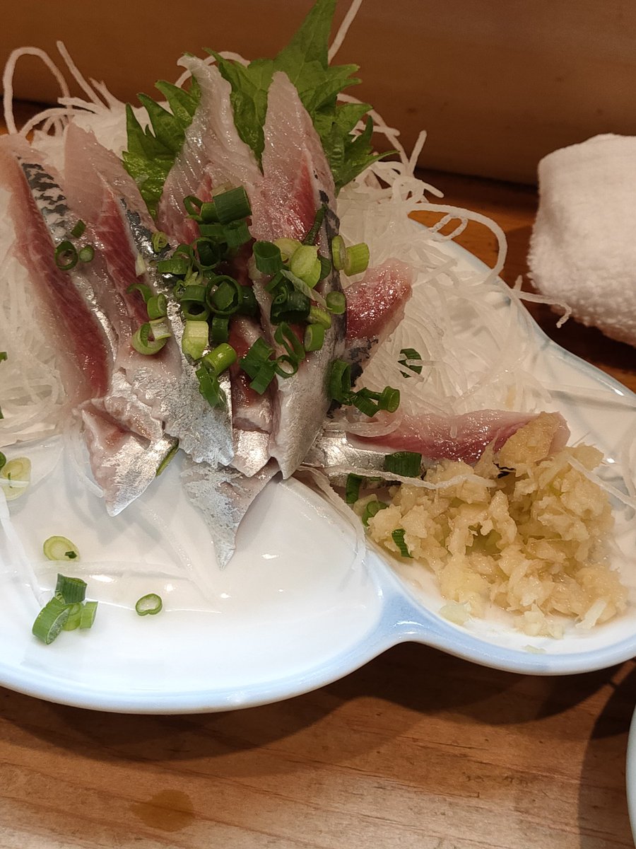 ট ইট র ミッチー 沖縄の釣り好き イワシって刺身食べれる事少ないですけど美味しいですよねぇ