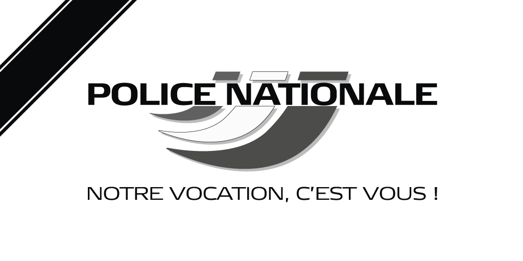 PoliceNationale's tweet photo. Le directeur général et les personnels de la @PoliceNationale ont appris avec émotion le décès d'un major de police des suites du #Covid19.
Expert national en techniques d'intervention, il était un policier de très grande valeur.
Nous partageons le chagrin de ses proches. https://t.co/czZxRklFbM