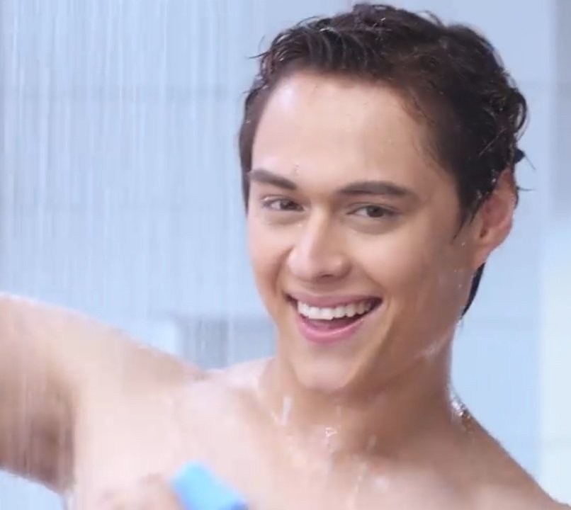 lizahourly's tweet photo. With its level up coolness and skin-germ protection, ligo time is now cooler with Bioderm! Ngayon 'di na boring ang pagligo because you can #LevelUpLigo with Bioderm Coolness!
WATCH HERE: https://t.co/ADe3Q2pFm6 https://t.co/x4QcQTorPu