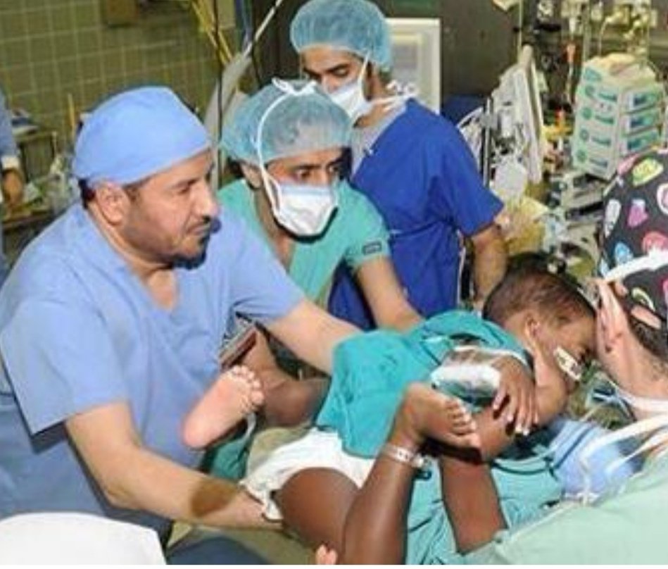 mhmdulla's tweet image. تعرف الأمم المتحدة #حقوق_الإنسان بأنها: حقوق متأصلة في جميع البشر، مهما كانت جنسيتهم، أو مكان إقامتهم، أو نوع جنسهم، أو أصلهم الوطني أو العرقي، أو لونهم، أو دينهم، أو لغتهم، أو أي وضع آخر.
ومملكة الإنسانية كعادتها في كل موقف تؤكد ذلك بالأفعال وليس بالأقوال.