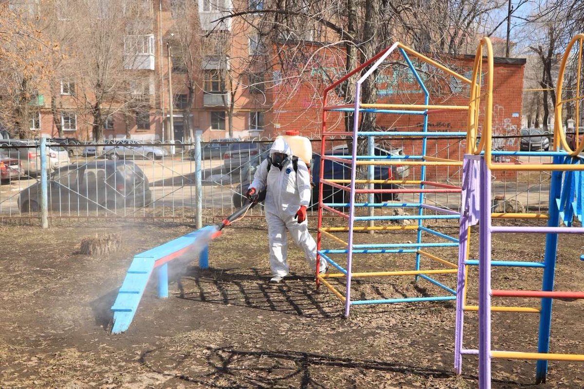 4sWhsgk40SwU1Hs's tweet photo. Дезинфекция проведена уже в 7 корпусах детских садов

Обработка началась в среду с «Центра раннего детства», где сейчас действует дежурная группа. До конца следующей недели будут обработаны все детские сады и школы. https://t.co/ifOOzxquVY